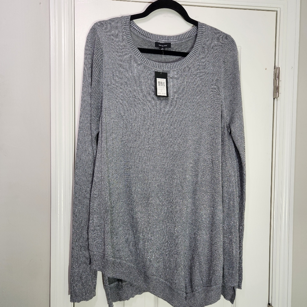 NWT Sparkly Verve Ami Silver Asymetrical Hem Thin Sweater -Women's XL